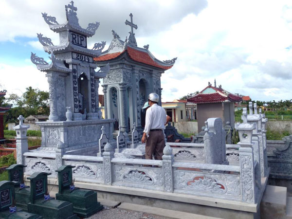 LĂNG MỘ ĐÁ - 022