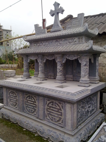 MỘ CÔNG GIÁO - 004