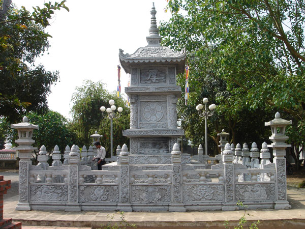 MỘ THÁP-004